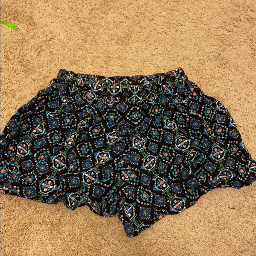 Patterned soft shorts